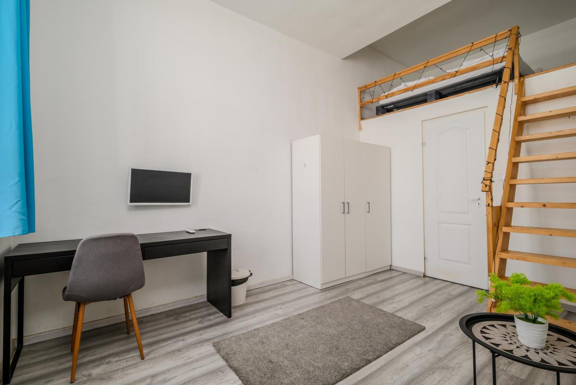 5 Bedrooms Keleti-Home Budapest Exterior foto